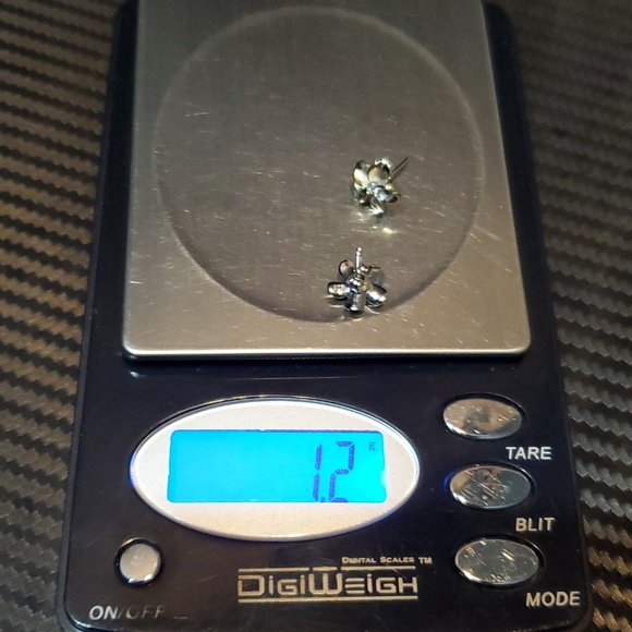 Gold Over 925 Sterling Silver Cute Tarnished Flower CZ Stud Earrings - Picture 6 of 6